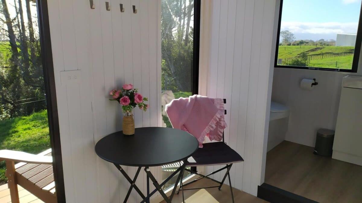 Villa Taranaki Creekside Kea By Tiny Away Stratford Exterior foto